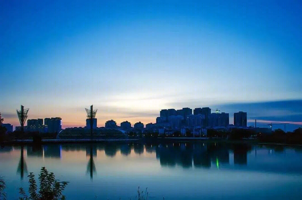 南通海安万达广场 | 简约色彩中的空间艺术