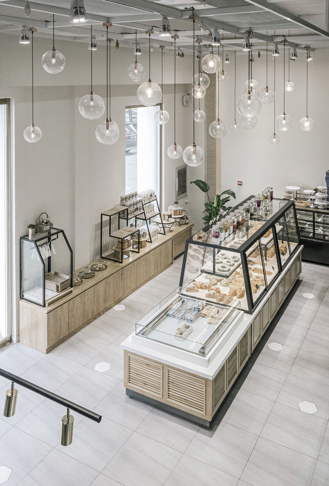 荆州北欧时光烘焙店 | 原木与绿植打造温馨慢时光