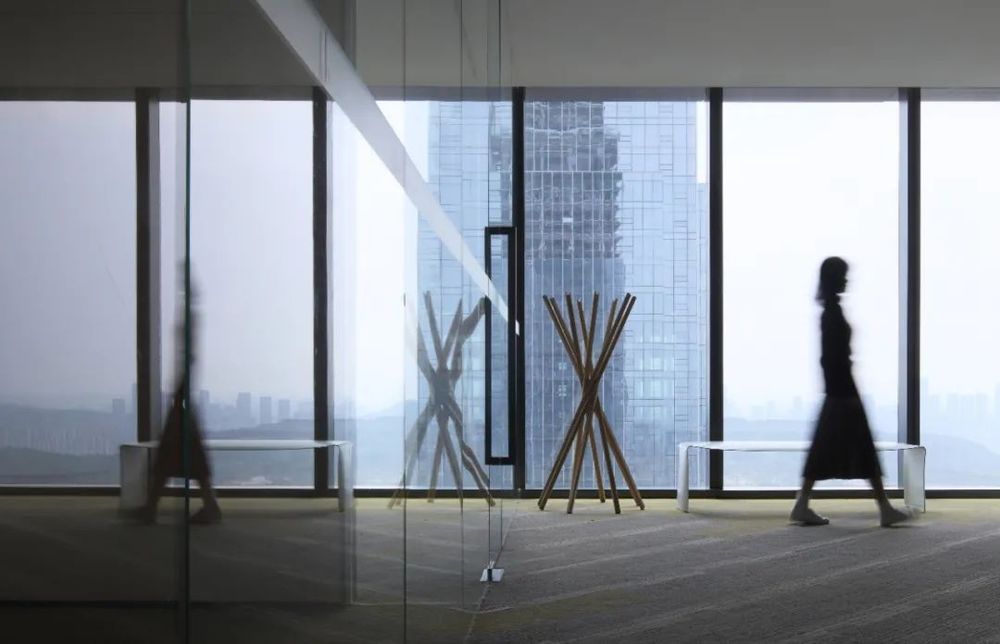 南宁华润大厦 A 座展示中心——科技生态交融的创新办公体验