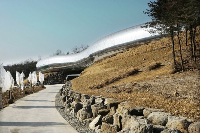韩国史前文化博物馆——嵌入山体的时空之旅