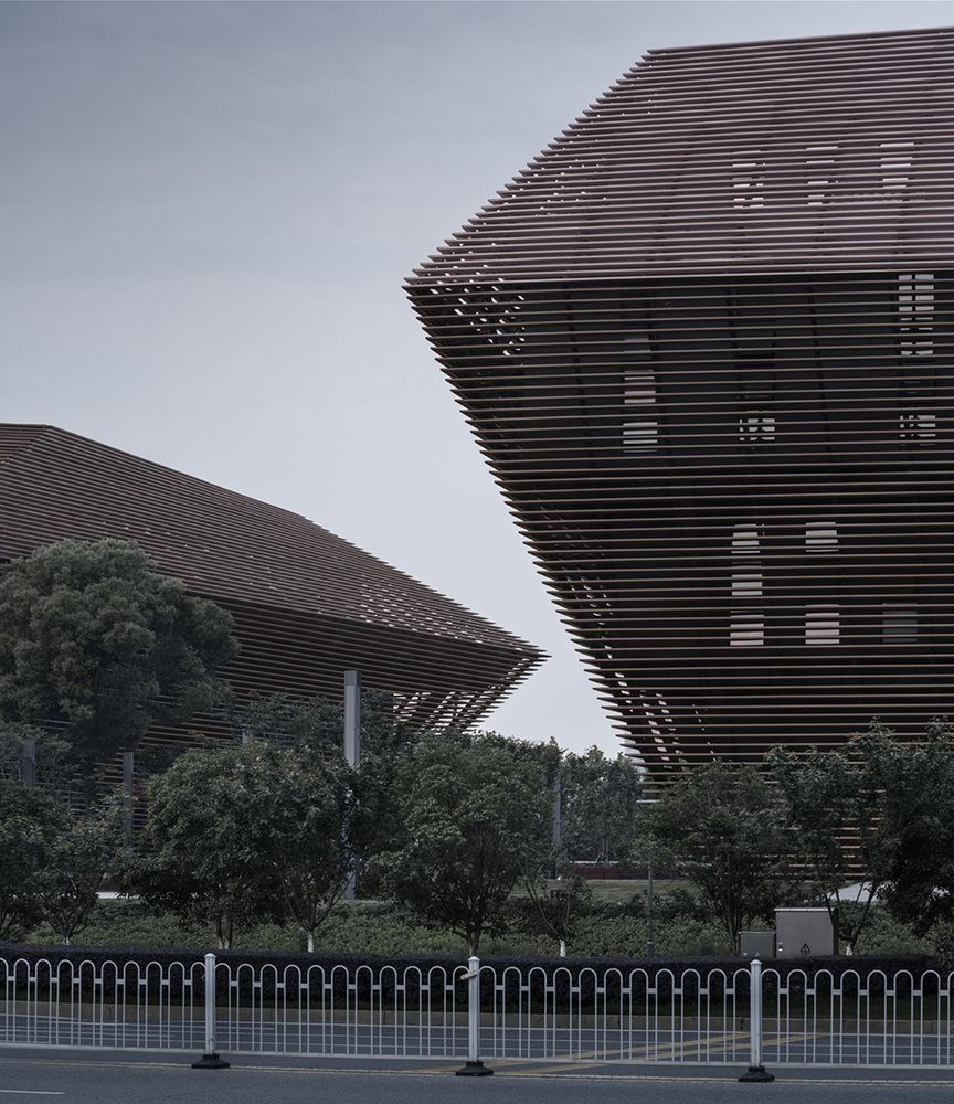 上饶市文化建筑集群 | 雕塑感建筑与市民广场的互动