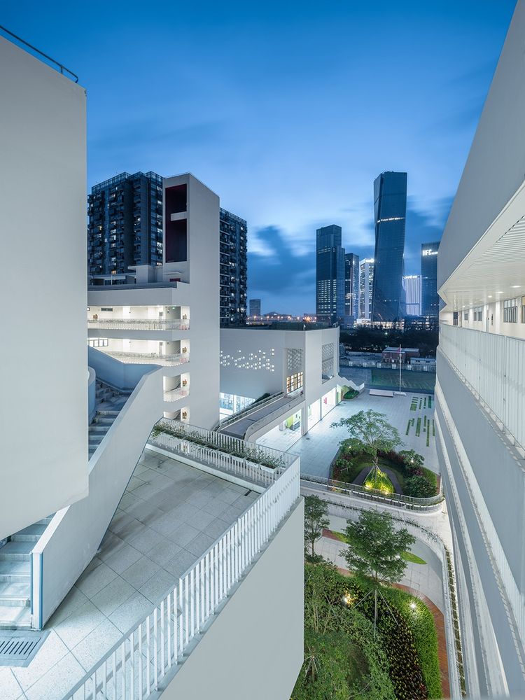 高容高密下的立体校园 | 深圳前海三小设计解读