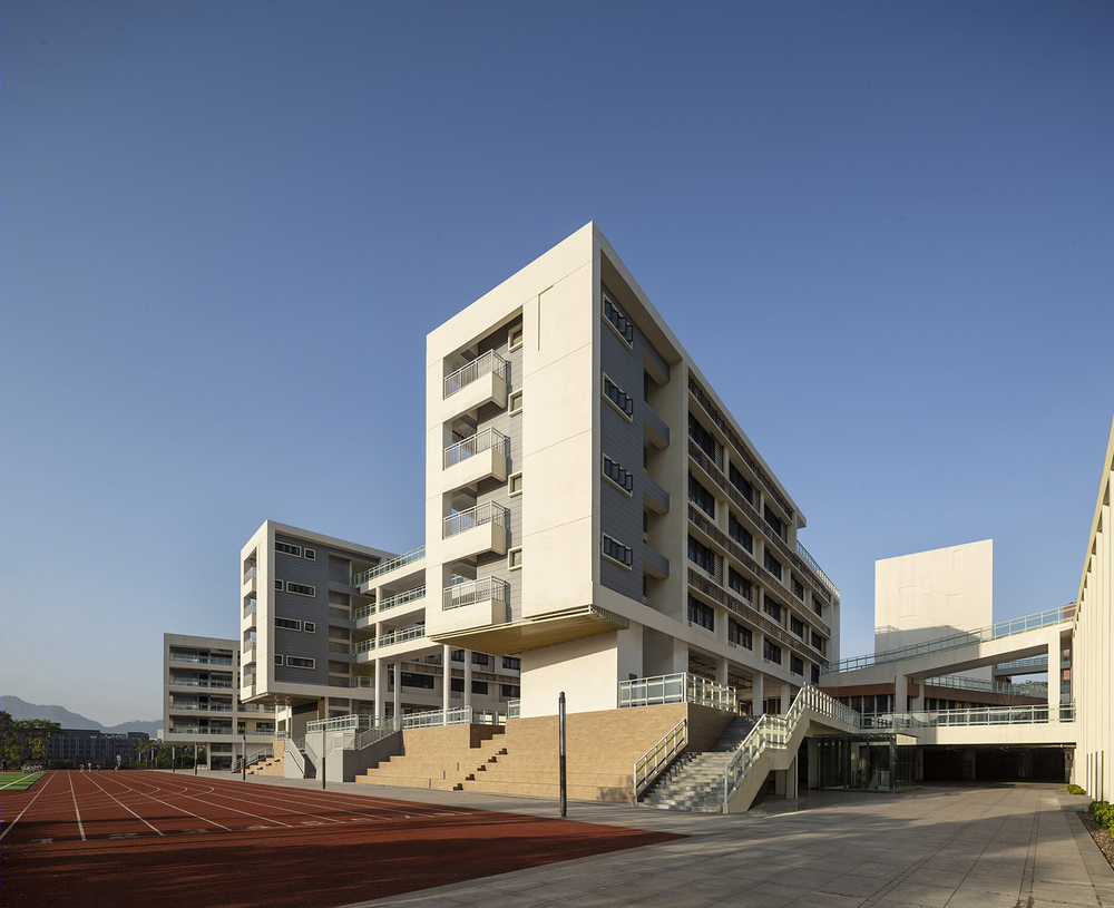 深圳光明新区凤凰学校 | 绿色生态校园，打造多元学习空间