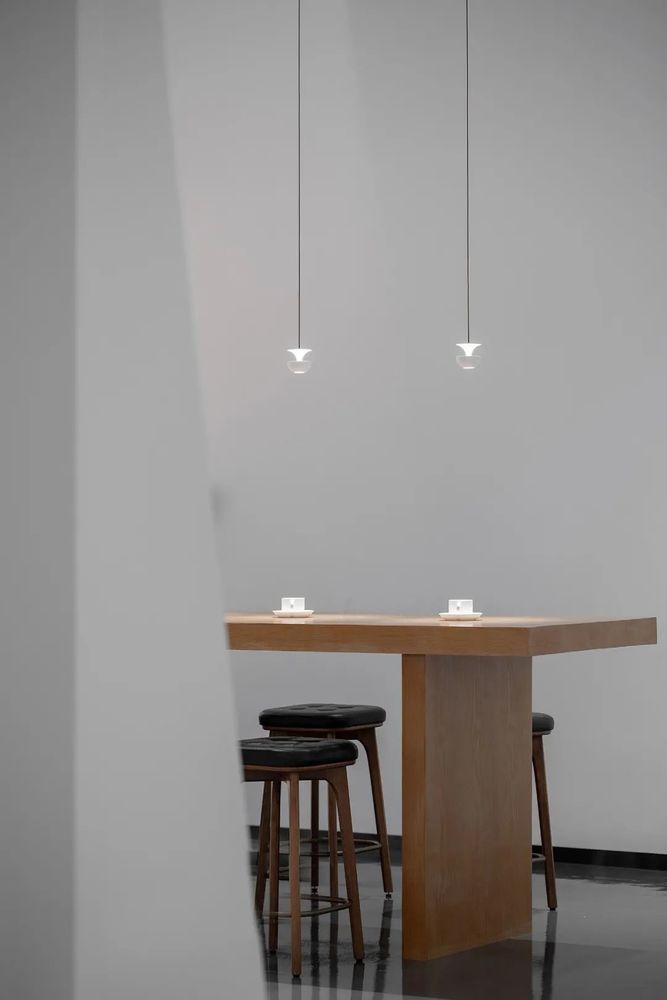 中山石客展厅 | 当代艺术谱写灯光价值