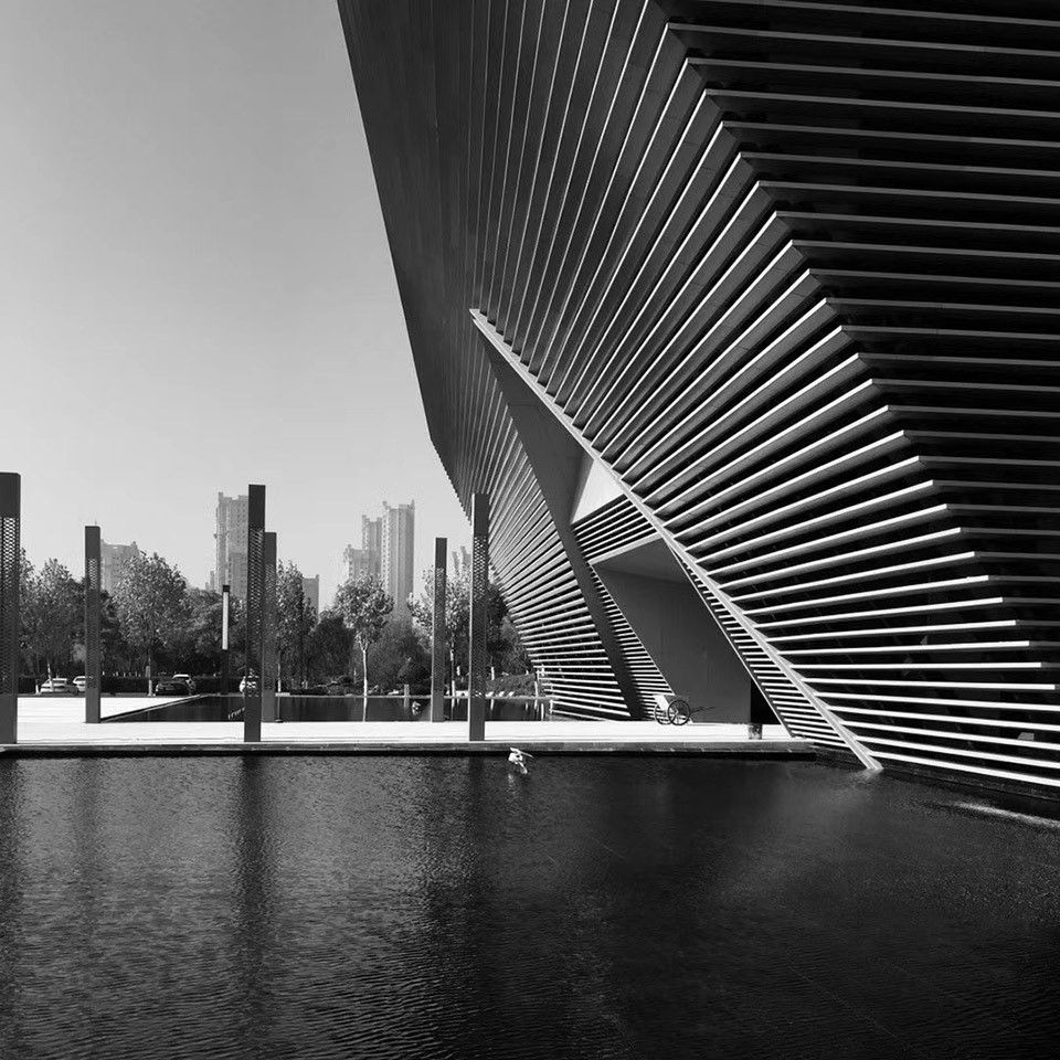 上饶市文化建筑集群 | 雕塑感建筑与市民广场的互动