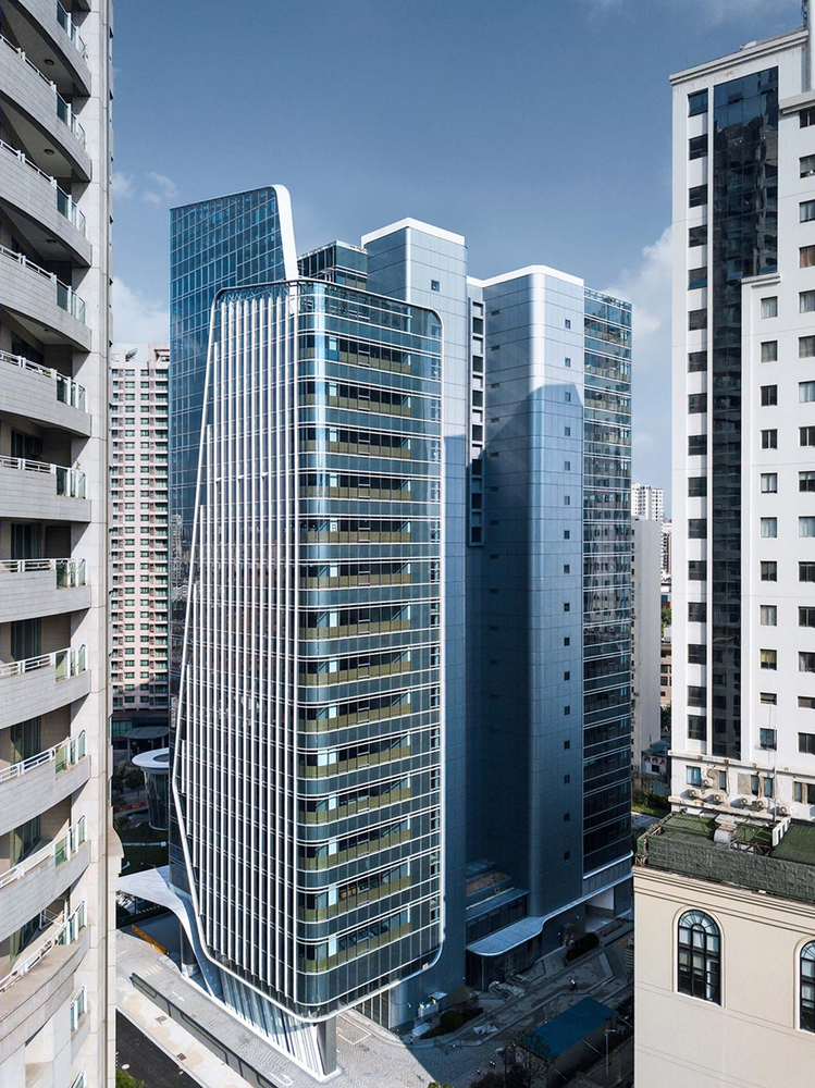 上海徐家汇中心 | 现代与传统共融的办公建筑典范