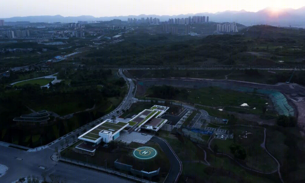 重庆两江新区综合指挥中心——山地建筑的生态探索