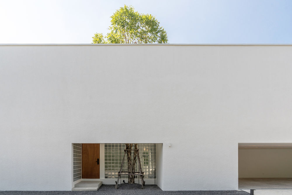 泰国别墅设计，House Between the Wall