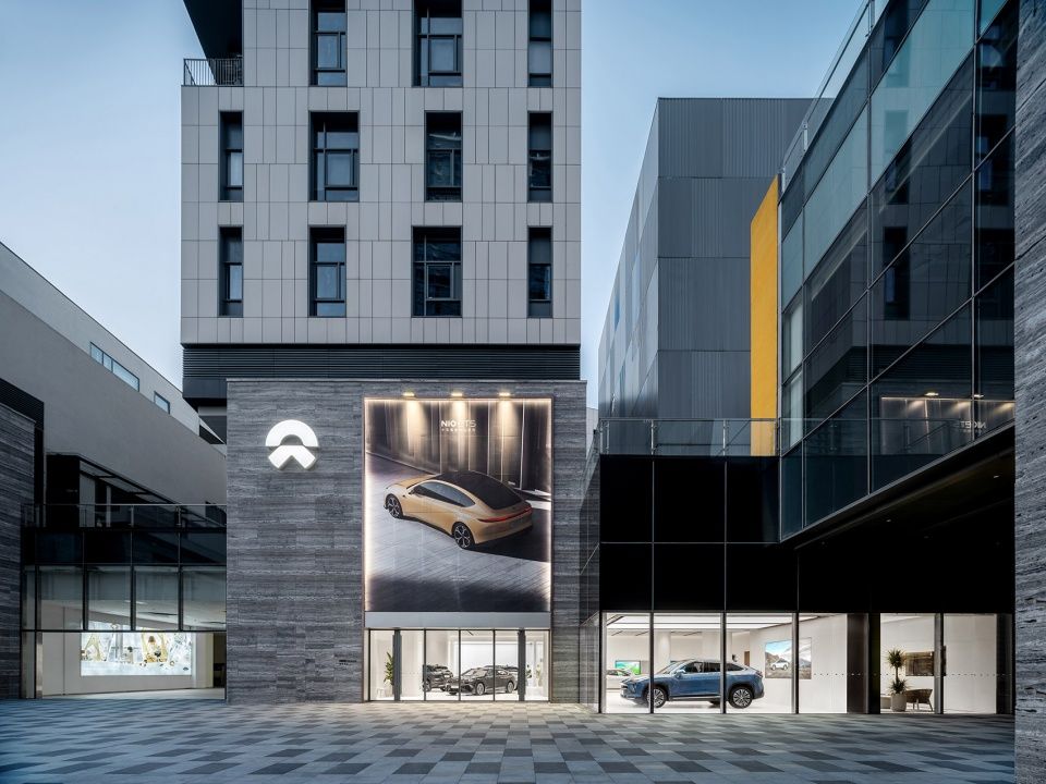 深圳蔚来中心 | NIO House 的现代艺术展示空间