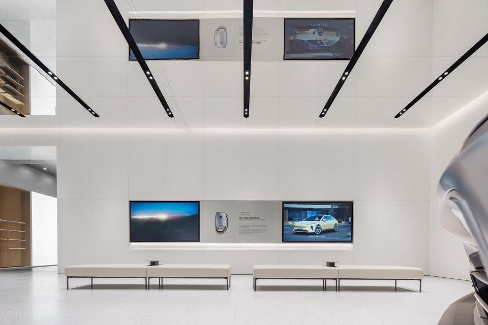 深圳蔚来中心 | NIO House 的现代艺术展示空间