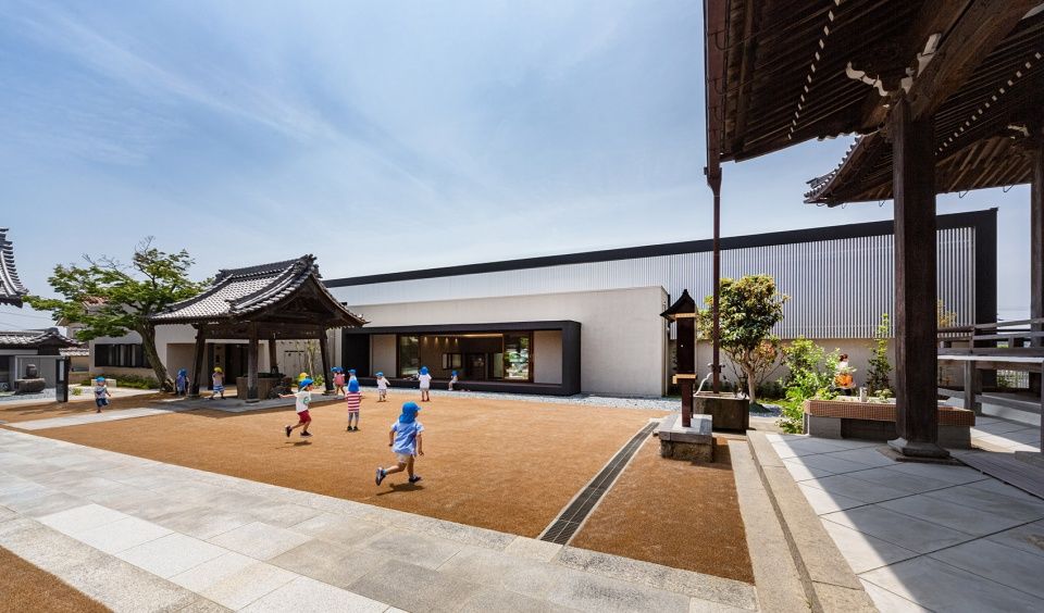 融入寺庙文化的五感幼儿园设计