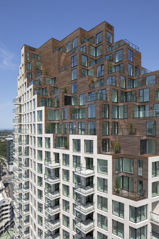 荷兰 MVRDV 设计完成 Grotius Towers，独特梯田式公寓楼成为城市新地标