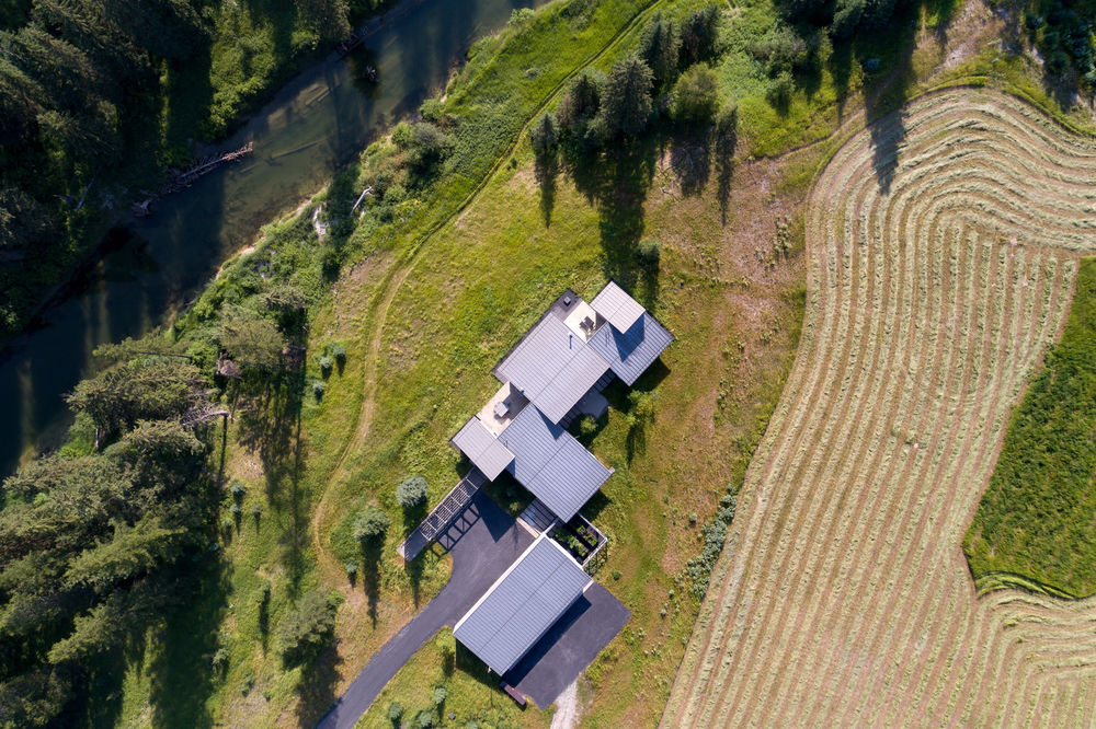 隐于自然的宁静居所——Stillwater House