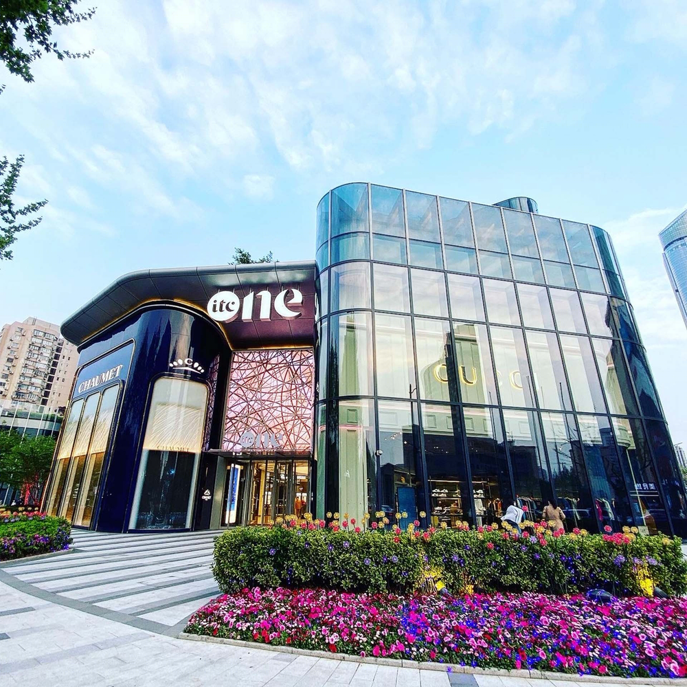 上海徐家汇中心 | 现代与传统共融的办公建筑典范