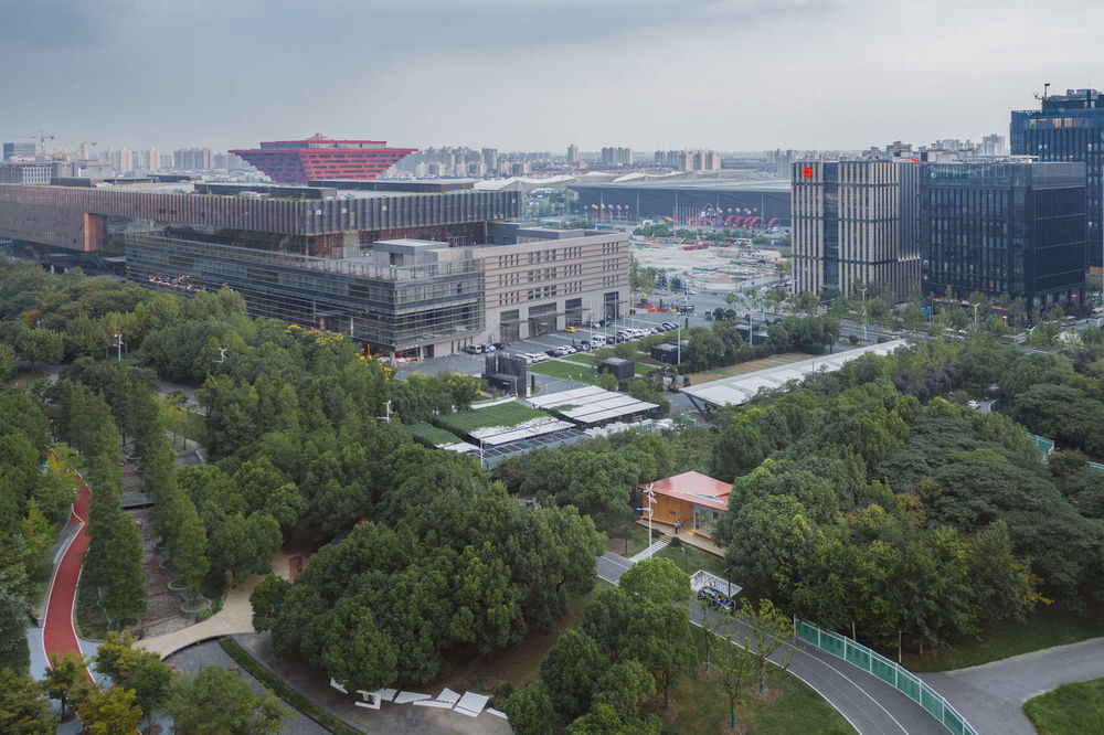 上海东岸“江景服务驿站”