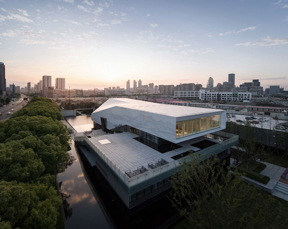 苏州金融商务广场展示中心 | 现代建构与传统隐喻的融合