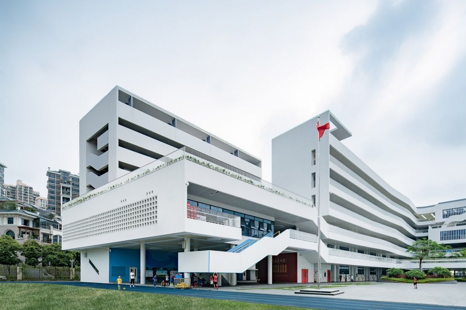 高容高密下的立体校园 | 深圳前海三小设计解读