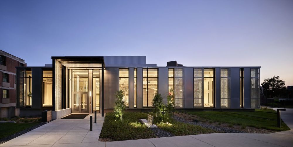 Kansas City Art Institute 丨 Barbara A. Marshall Residence Hall 丨 Helix Architecture + Design