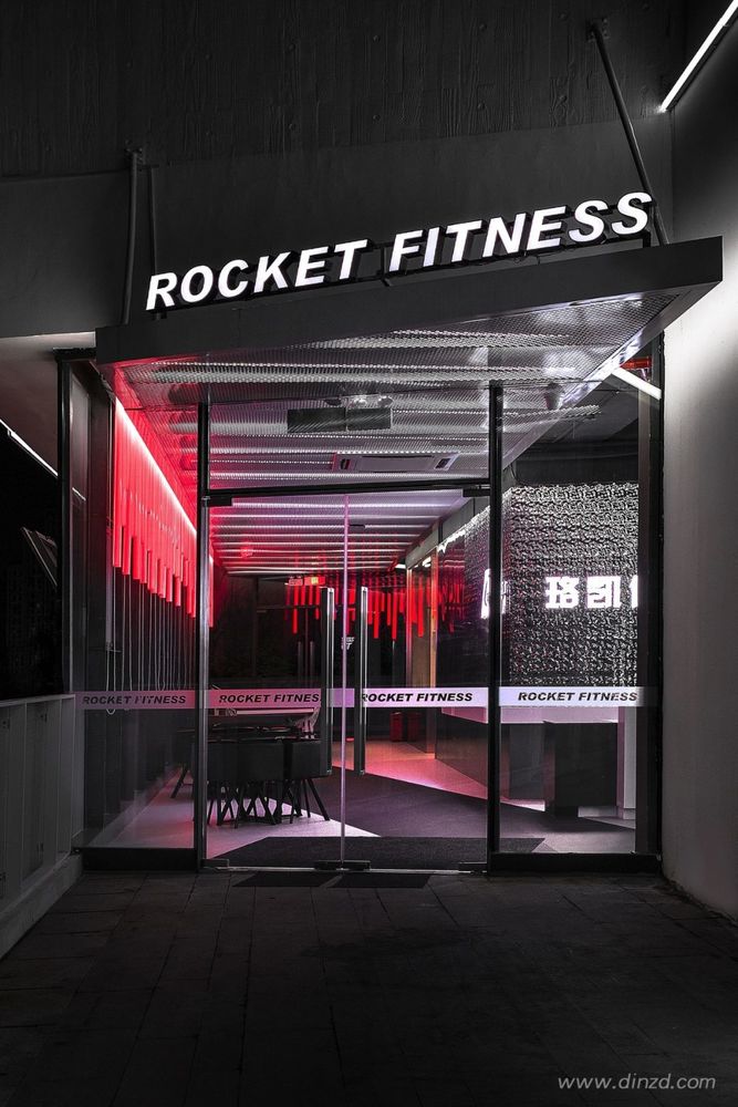 上海 R FITNESS 健身工作室 | 红黑空间中的光与力量