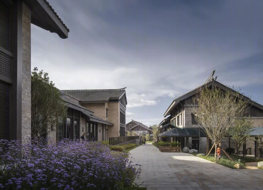 丽江 Club Med 度假村 | 雪山下的建筑诗篇