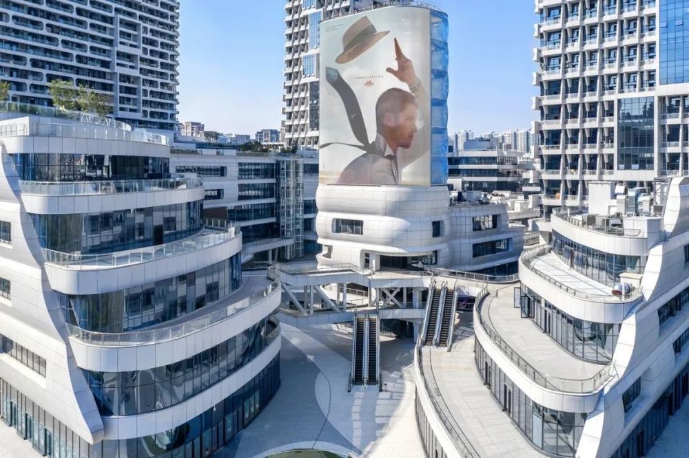 郑州瀚海·海尚广场 | 液态建筑理念，革新都市街市生活