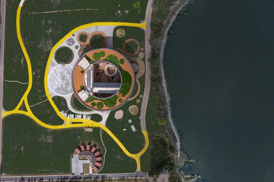 中国怀来湿地博物馆——人与自然和谐共生的漂浮环状建筑