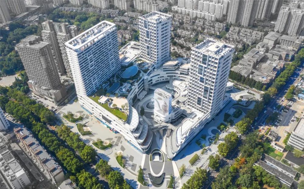 郑州瀚海·海尚广场 | 液态建筑理念，革新都市街市生活