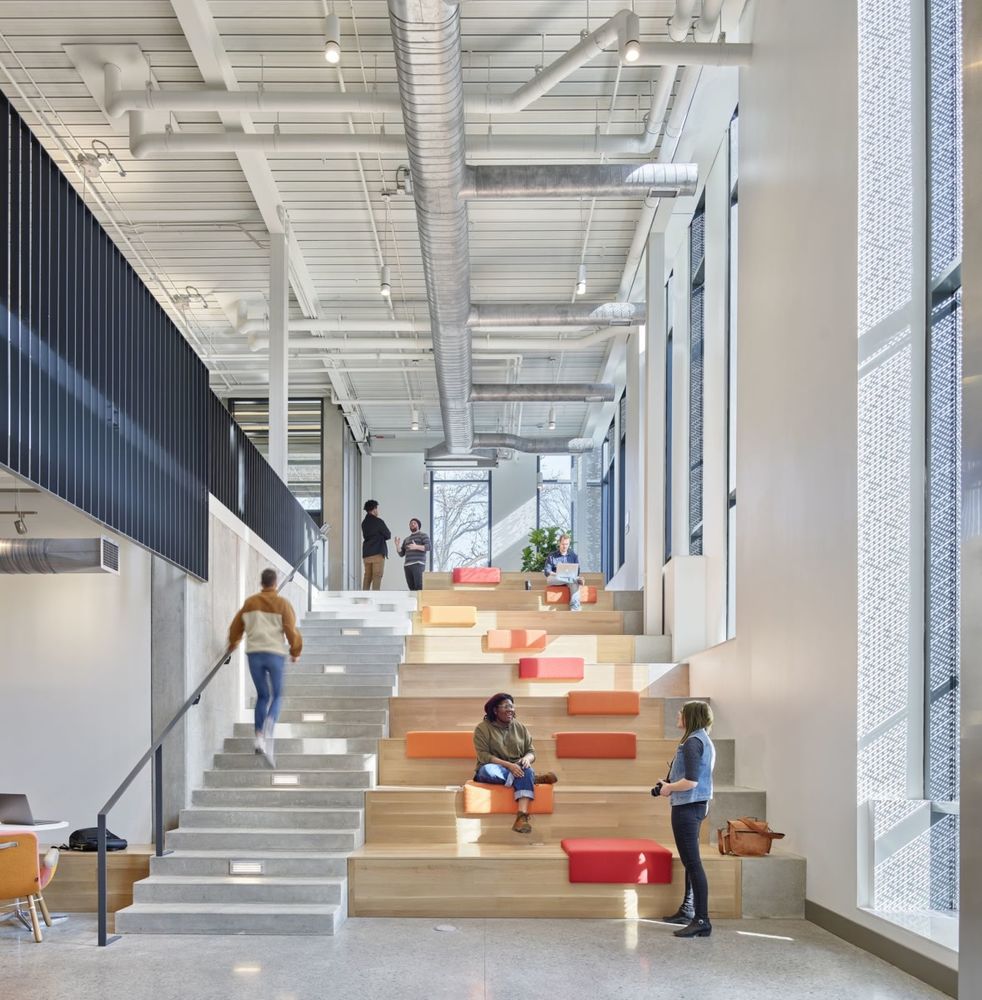 Kansas City Art Institute 丨 Barbara A. Marshall Residence Hall 丨 Helix Architecture + Design