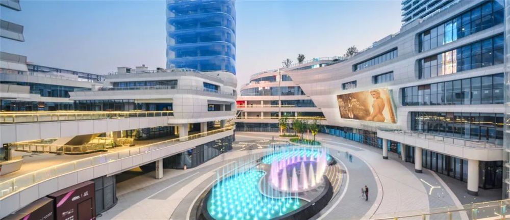 郑州瀚海·海尚广场 | 液态建筑理念，革新都市街市生活