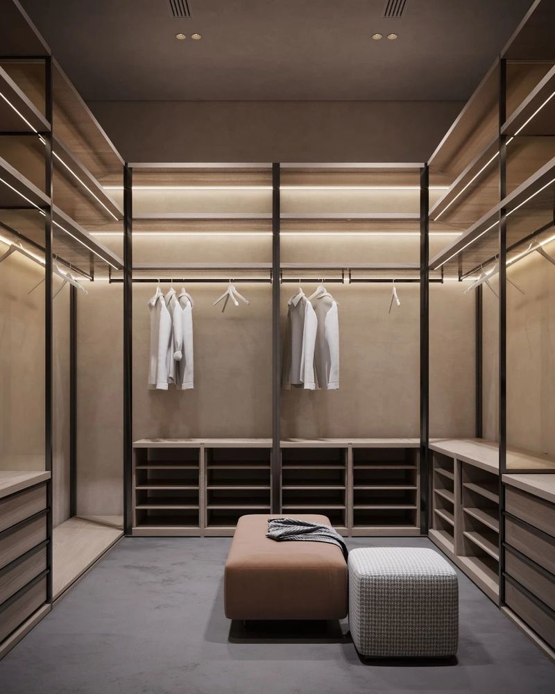 极简奢华！LeQB Architects 打造 504㎡三层别墅设计