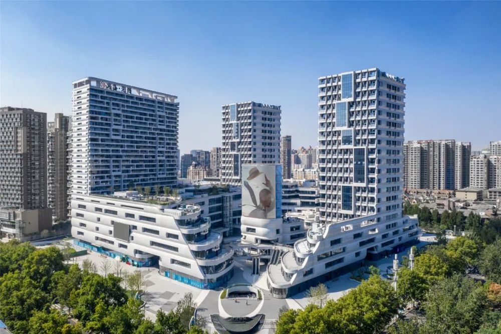 郑州瀚海·海尚广场 | 液态建筑理念，革新都市街市生活