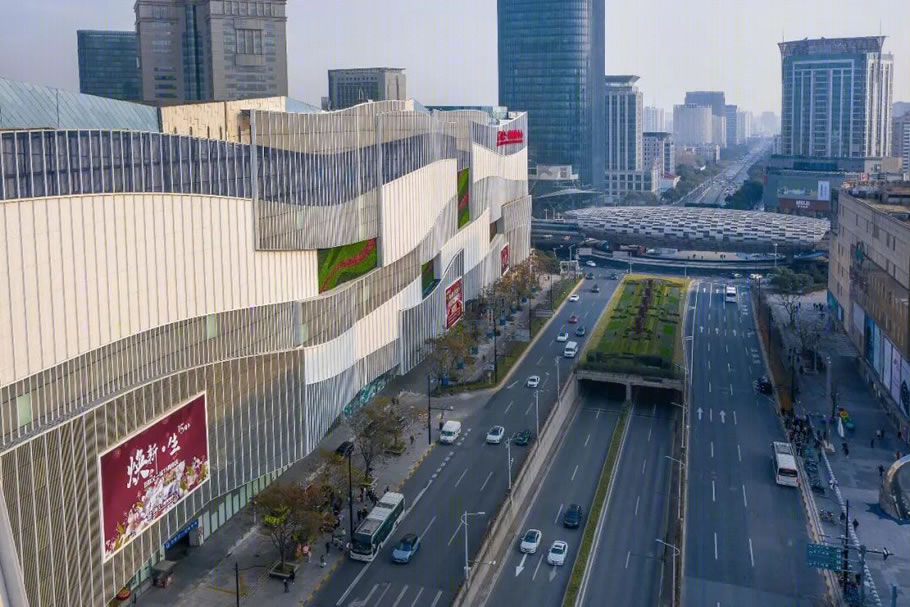 上海百联又一城外立面改造项目 | 绿色建筑新形象