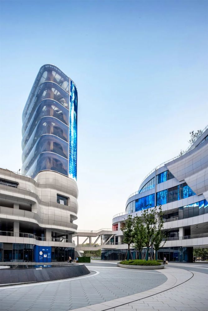 郑州瀚海·海尚广场 | 液态建筑理念，革新都市街市生活