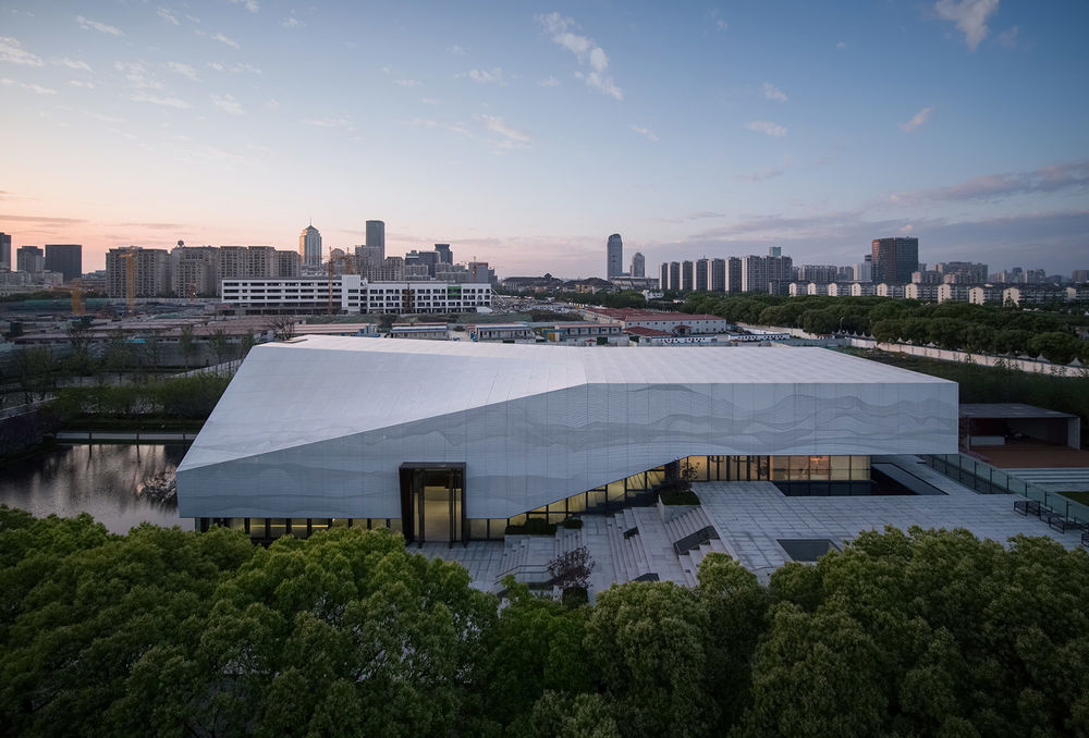 苏州金融商务广场展示中心 | 现代建构与传统隐喻的融合