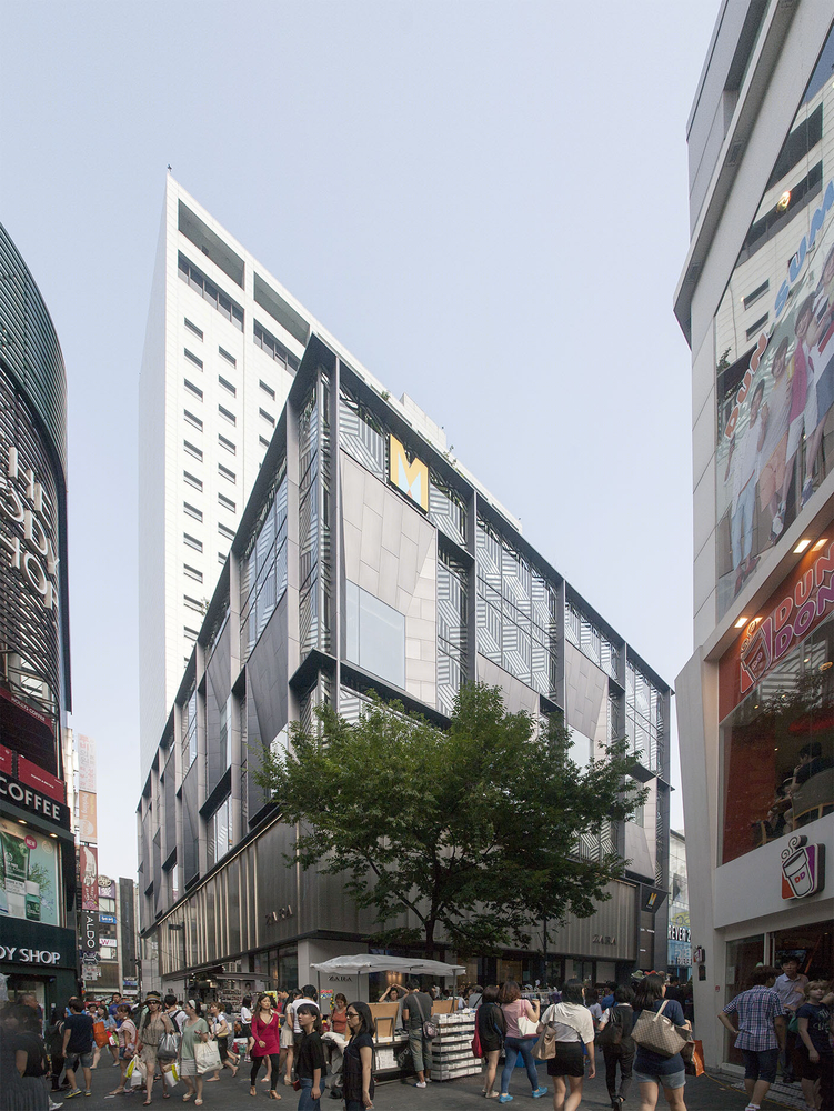 韩国明洞 M Plaza 购物中心 | 动感立面与繁华商业的完美融合