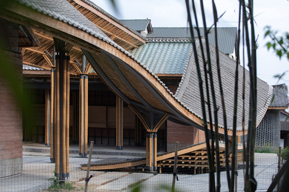 四川圆觉寺村村民中心 | 传统材料与现代设计的完美融合