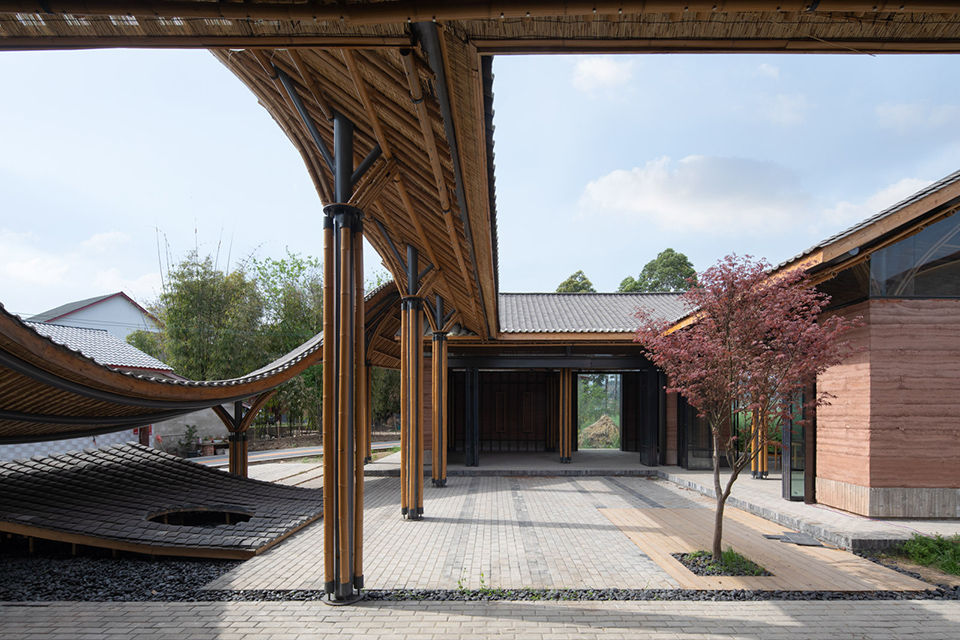 四川圆觉寺村村民中心 | 传统材料与现代设计的完美融合