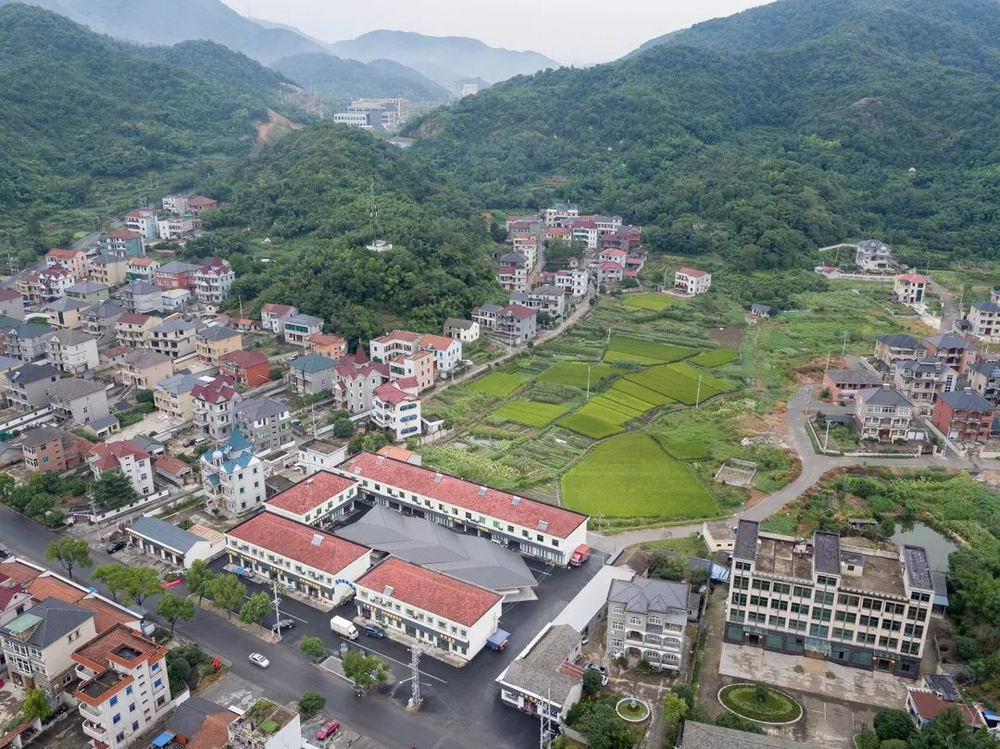 绍兴侠父村农贸市场改造，旧建筑新生