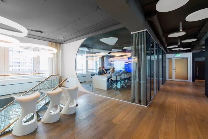 慕尼黑 PULS 总部办公空间，Evolution Design 打造社区型协作环境