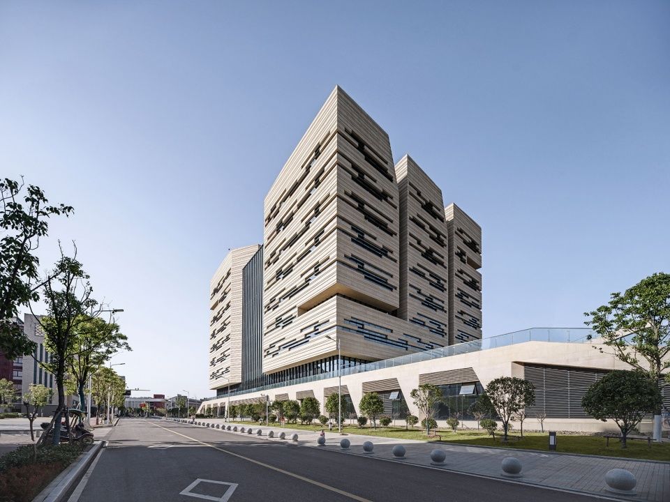 地质大学图书馆 | 未来城校区的地标性容器