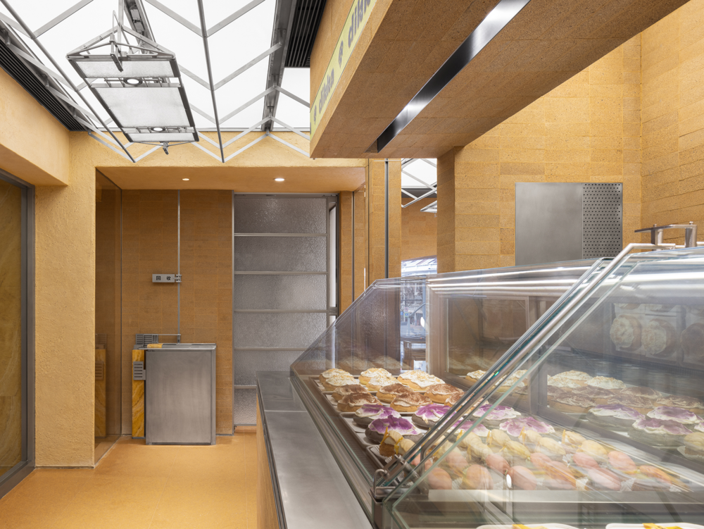 Dikka Bakery 概念店 | 构成感的叠加与光线的完美结合