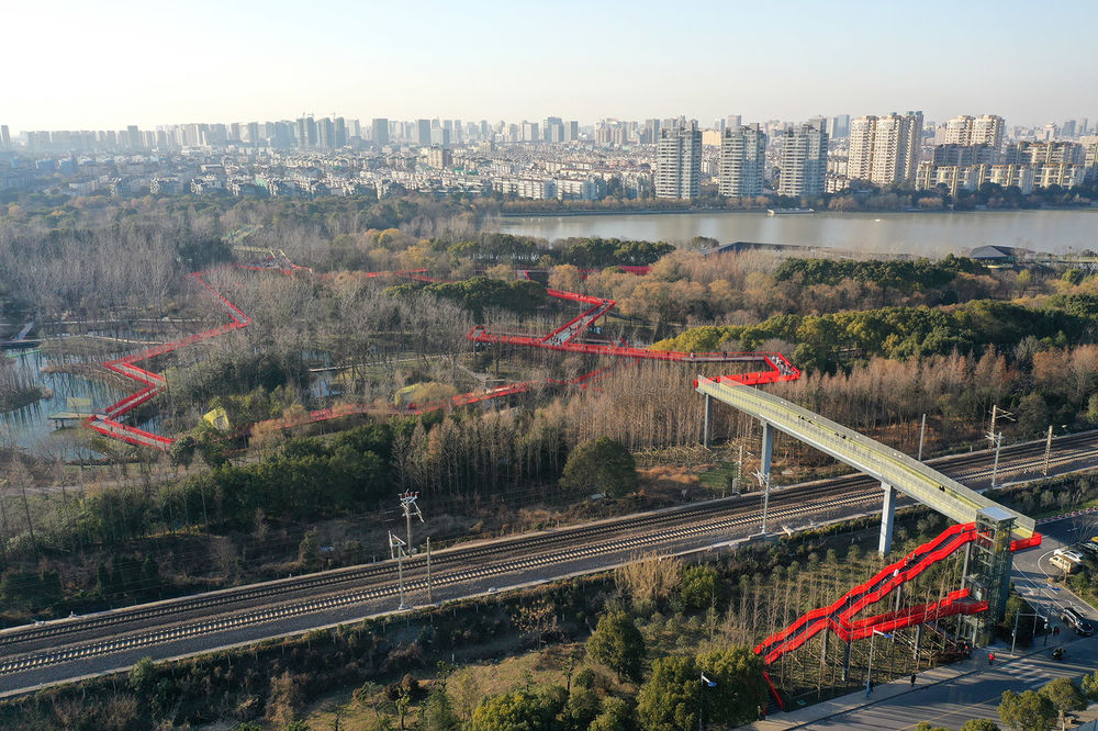 土人设计打造嘉兴南湖公园，重现“红船魂”与“江南韵”