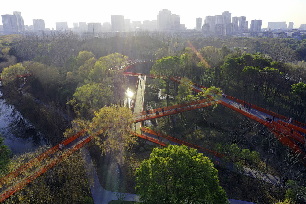 土人设计打造嘉兴南湖公园，重现“红船魂”与“江南韵”