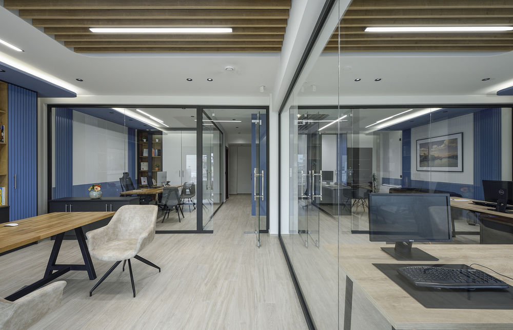 Moustakas Accounting Offices | 开放式设计打造现代舒适办公空间