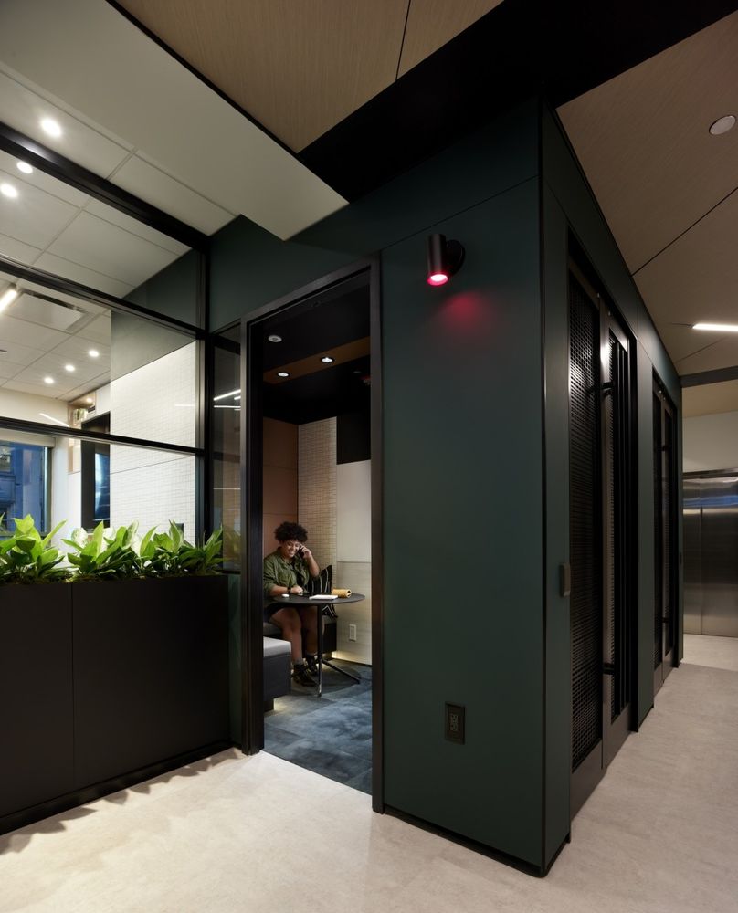 芝加哥 DIRTT 体验中心展厅和办公室设计，突破边界的创新之作