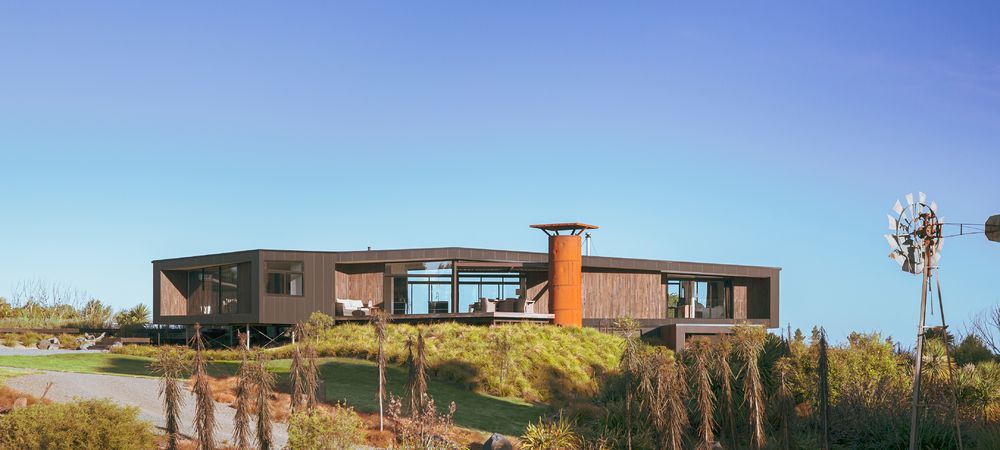 AW Architects 打造与自然和谐共处的 AmberleyHouse 别墅