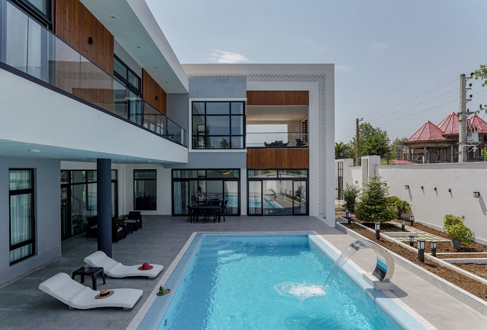 伊朗 Yalda Villa | 利用 L 型空间设计保护隐私的别墅