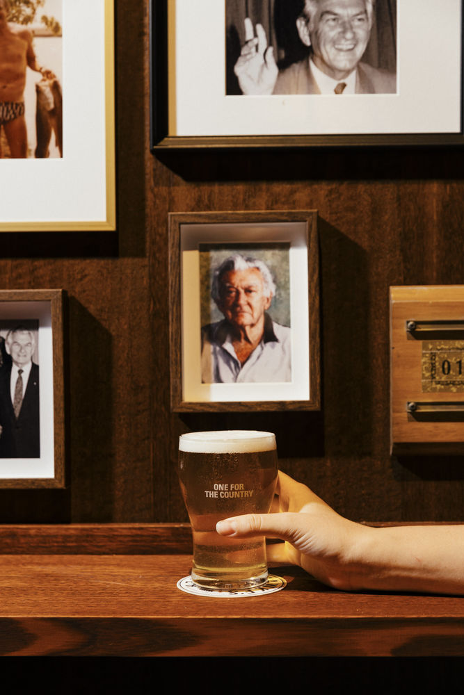 Hawke's Beer & Leisure Centre | 重温 80 年代澳洲风情，可持续设计致敬鲍勃·霍克