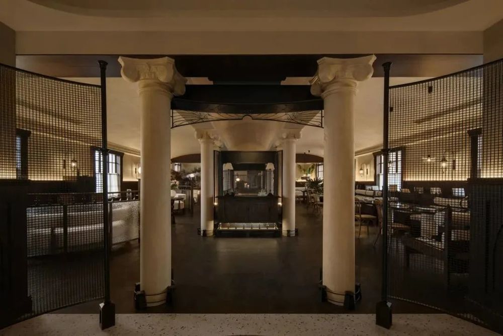 奥斯汀花园餐厅，百年历史建筑的现代重生