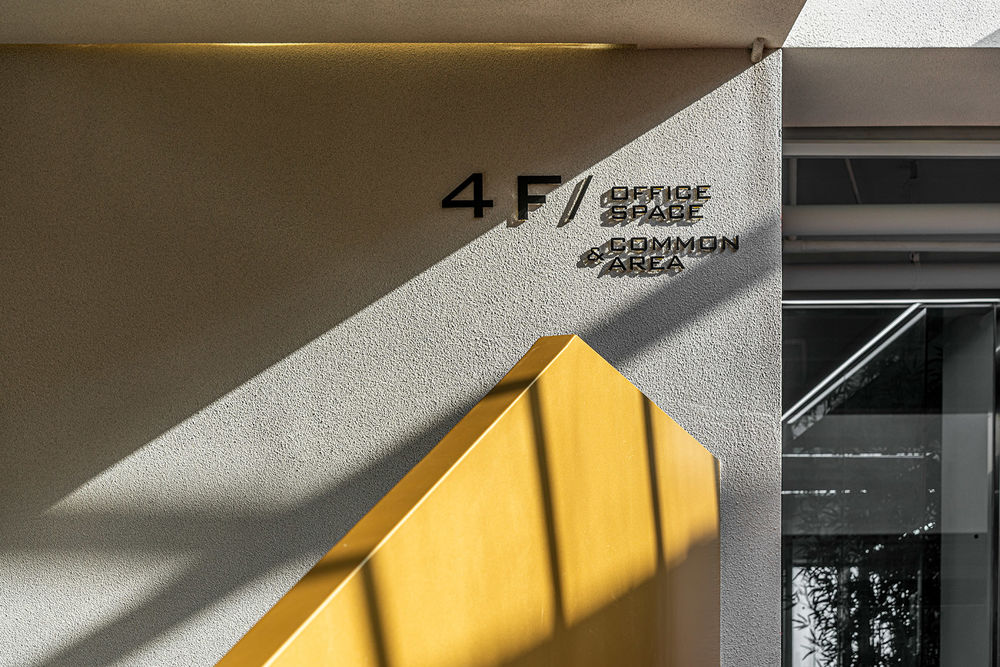 金茂资本上地 J SPACE | 科幻沉浸式办公空间